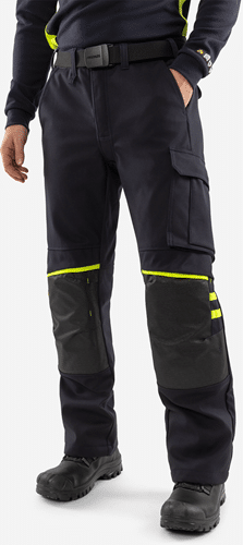 300488-557-F557_modelfront01.png