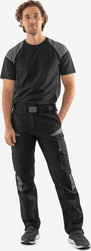 300505-556-F556_modelback02.png