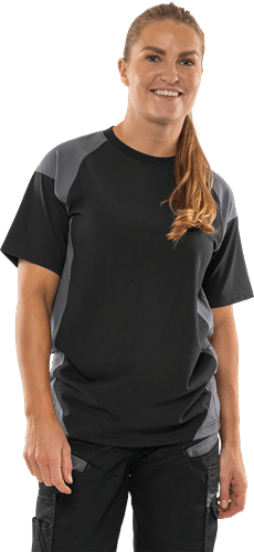 300505-556-F556_modelfront02.png