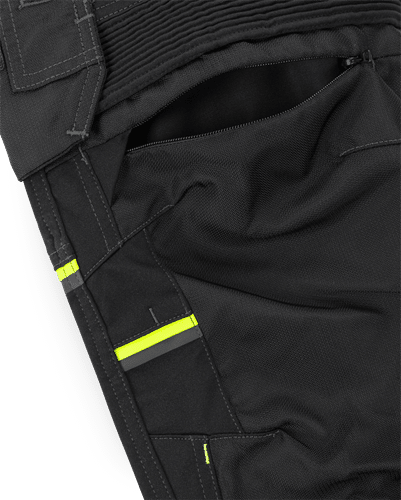 300586-940-F940_close-up03.png