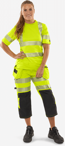 301056-171-F171_modelback03.png