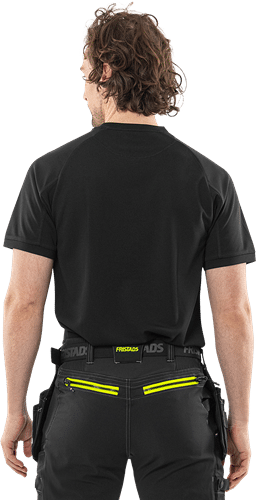 301428-557-F557_modelback01.png