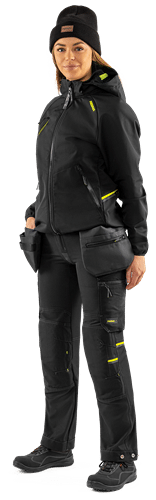 301667-940-F940_modelback02.png