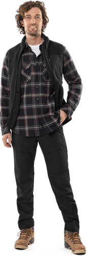 300554-940-F940_modelback02.png