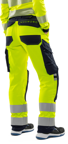 301779-171-F171_modelback01.png
