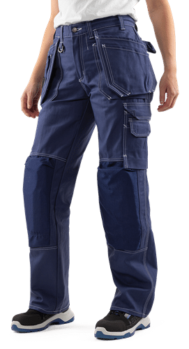 100281-541-F541_modelfront01.png 100281-541-F541_modelfront01.png