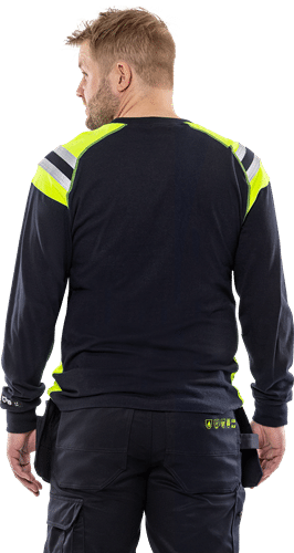 111842-540-F540_modelback01.png 111842-540-F540_modelback01.png