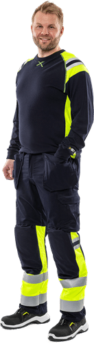 111842-540-F540_modelback02.png 111842-540-F540_modelback02.png