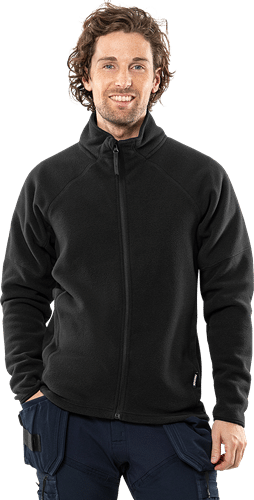 117872-940-F940_modelfront01.png 117872-940-F940_modelfront01.png