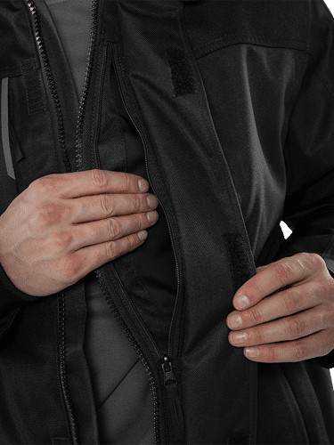 127559-586-F586_modelclose-up01.png 127559-586-F586_modelclose-up01.png