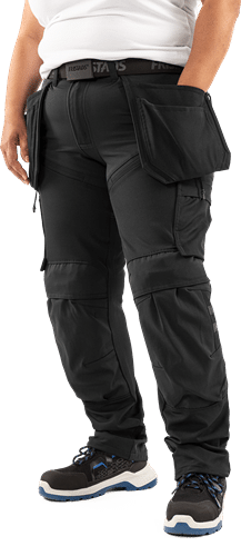 133931-940-F940_modelfront02.png 133931-940-F940_modelfront02.png