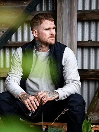 300599-910-F910_action01.png 300599-910-F910_action01.png