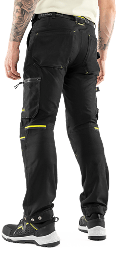 301506-940-F940_modelback01.png 301506-940-F940_modelback01.png