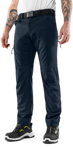 301629-544-F544_modelfront01.png 301629-544-F544_modelfront01.png